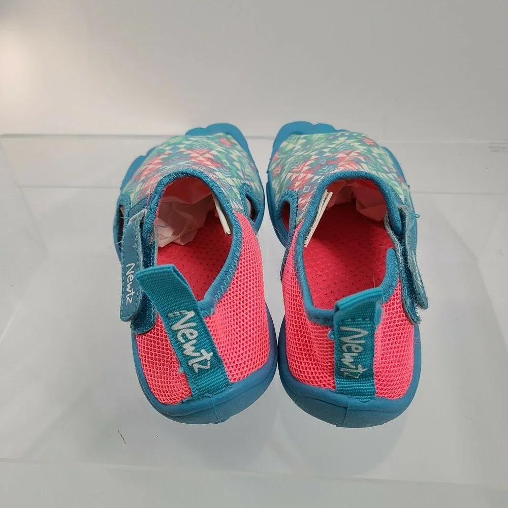 Newtz Girls' Youth Water‎ Shoes Size 11-12